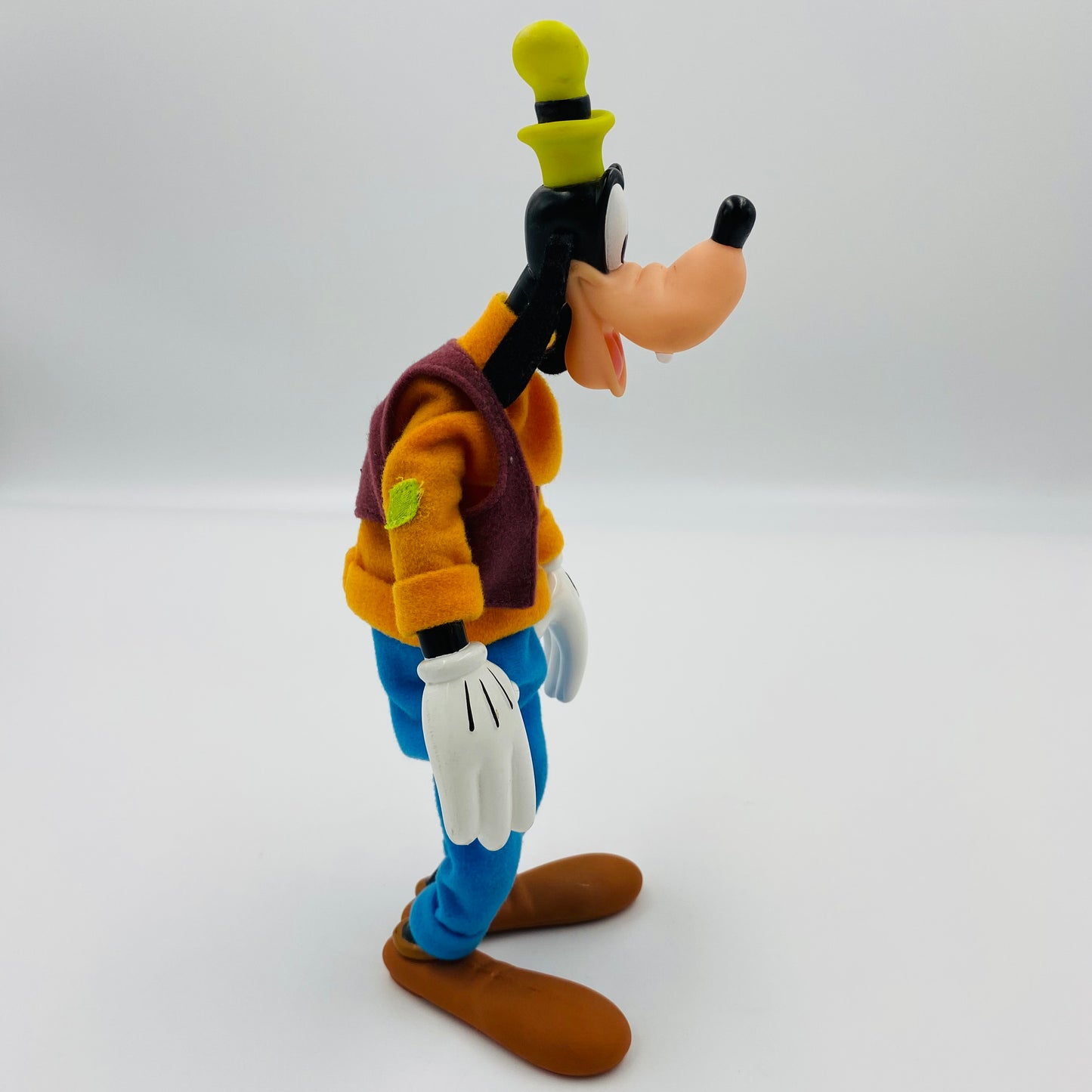 Goofy 11” articulated doll without tag (1990’s) Applause