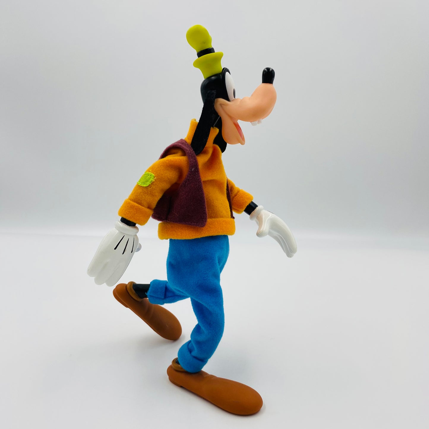 Goofy 11” articulated doll without tag (1990’s) Applause